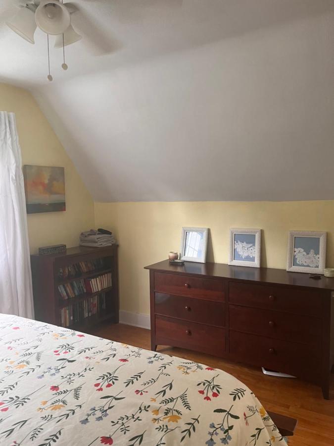 グランドラピッズ Cozy Cape Codヴィラ エクステリア 写真